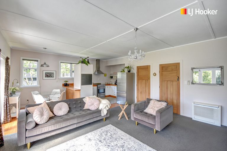 Photo of property in 5 Clearwater Street, Broad Bay, Dunedin, 9014