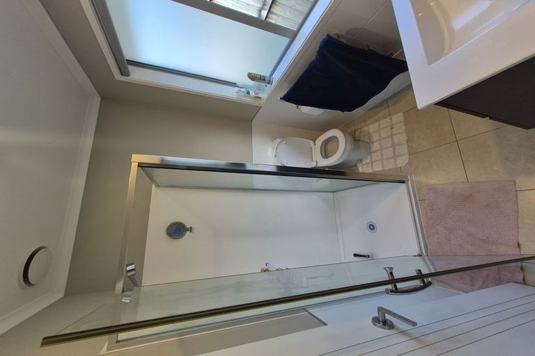 Photo of property in 112 Helenslee Road, Pokeno, 2472