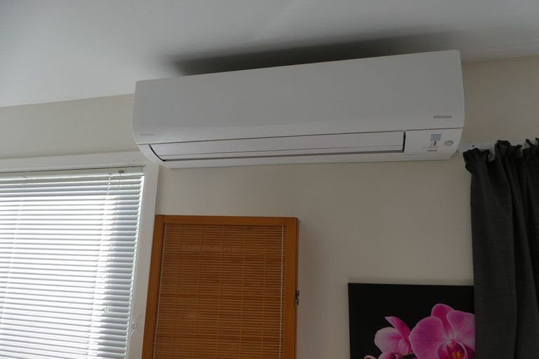 Photo of property in 16 Ida Street, New Brighton, Christchurch, 8061