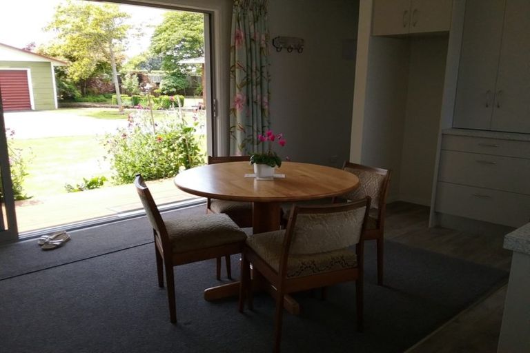 Photo of property in 10 Ngarue Place, Waitara, 4320