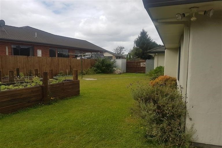 Photo of property in 30 Mccahon Drive, Pukehangi, Rotorua, 3015