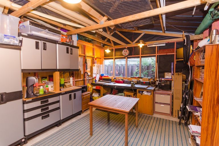 Photo of property in 32 Victoria Street, Carterton, 5713