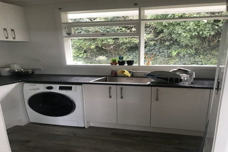 Photo of property in 52 Raroa Road, Kelburn, Wellington, 6012