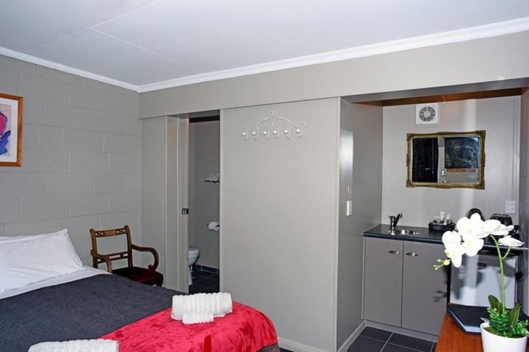 Photo of property in 1 Macdonald Street, Ophir, Omakau, 9393