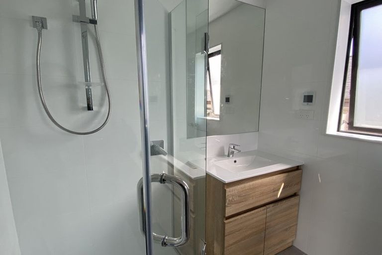 Photo of property in 24c Eban Avenue, Hillcrest, Auckland, 0627