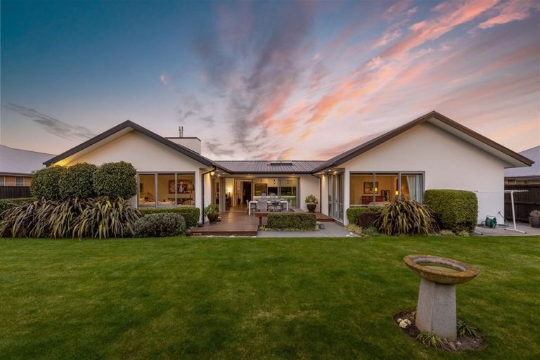 Photo of property in 20 Westburn Place, Prebbleton, 7604