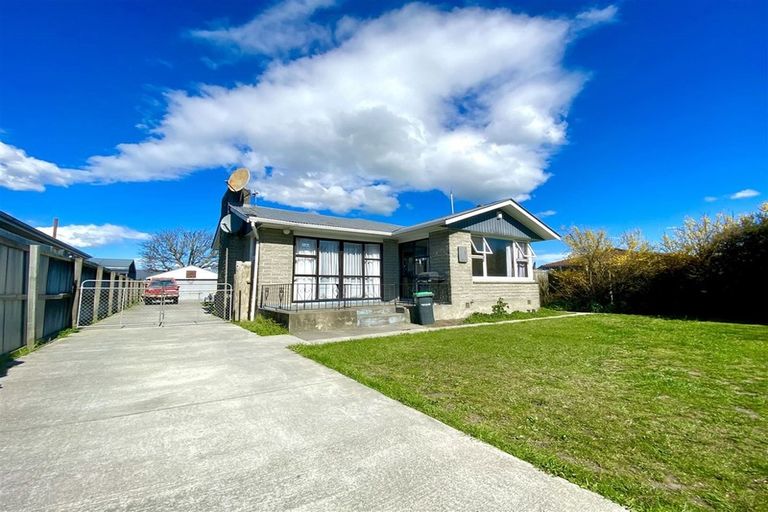 Photo of property in 33 De Havilland Street, Hornby, Christchurch, 8042