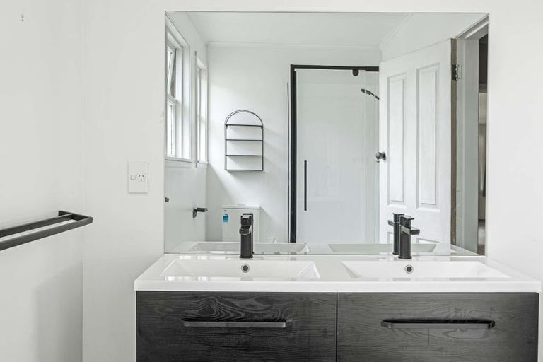 Photo of property in 560 Waiapu Road, Tolaga Bay, 4077