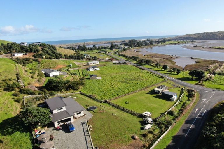 Photo of property in 8 Mangatoa Road, Marokopa, Te Kuiti, 3988