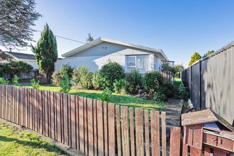 Photo of property in 21 Paterson Street, Grasmere, Invercargill, 9810