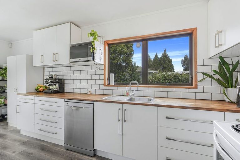 Photo of property in 74a Kahikatea Drive, Melville, Hamilton, 3206