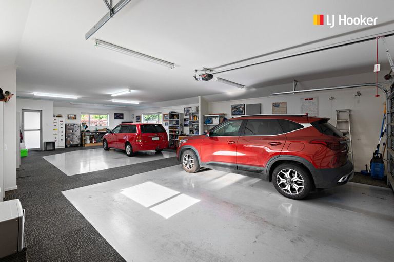 Photo of property in 24 William James Close, Mosgiel, 9024