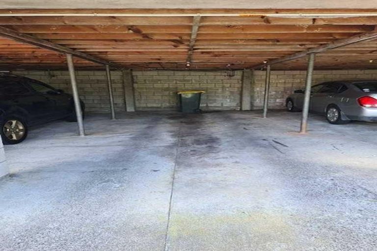 Photo of property in 44 Helvetia Road, Pukekohe, 2120