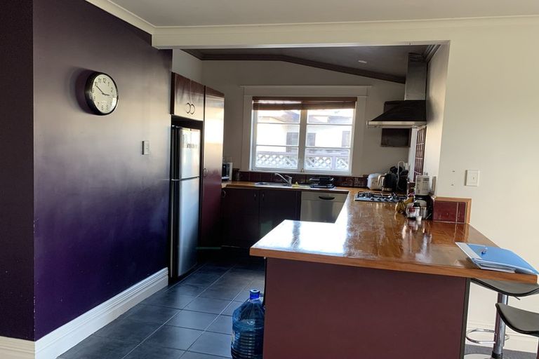 Photo of property in 208 Knights Road, Hutt Central, Lower Hutt, 5011