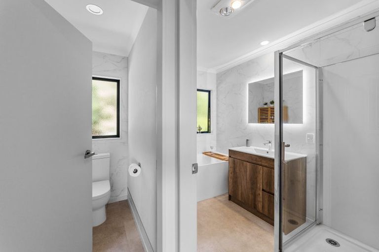 Photo of property in 190 Welcome Bay Road, Welcome Bay, Tauranga, 3112