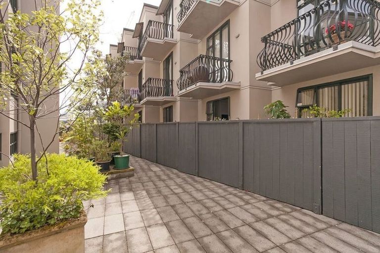 Photo of property in 3h/30 Randolph Street, Eden Terrace, Auckland, 1010