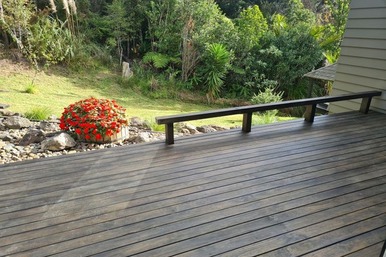 Photo of property in 12 Hazel Glen, Bayview, Auckland, 0629