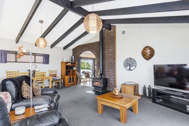 Photo of property in 136 Dickson Road, Papamoa Beach, Papamoa, 3118