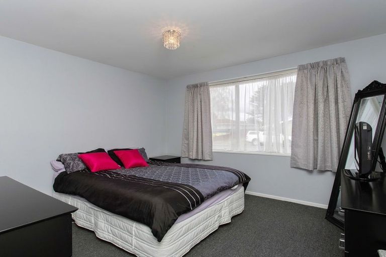 Photo of property in 107 Hay Street, Bromley, Christchurch, 8062