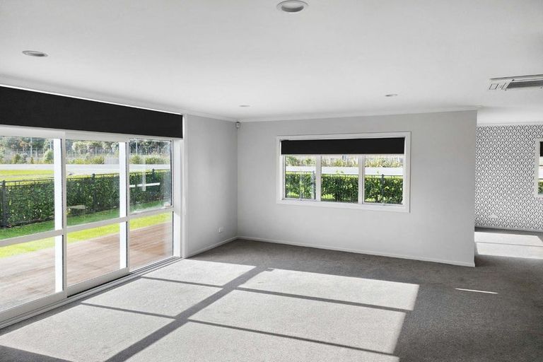 Photo of property in 2 Hemi Street, Waikanae, 5036