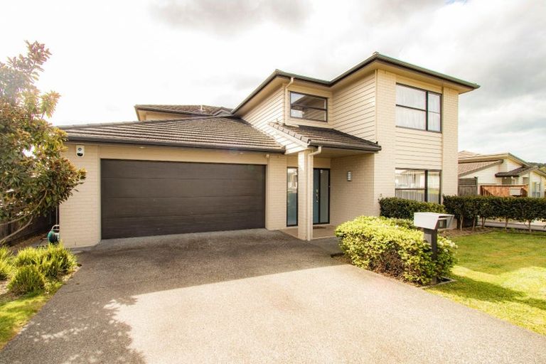 Photo of property in 11 Darion Drive, Flat Bush, Auckland, 2019