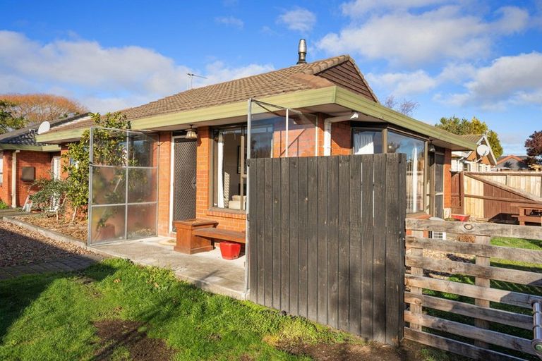 Photo of property in 1/5 Fernbrook Place, Mairehau, Christchurch, 8013