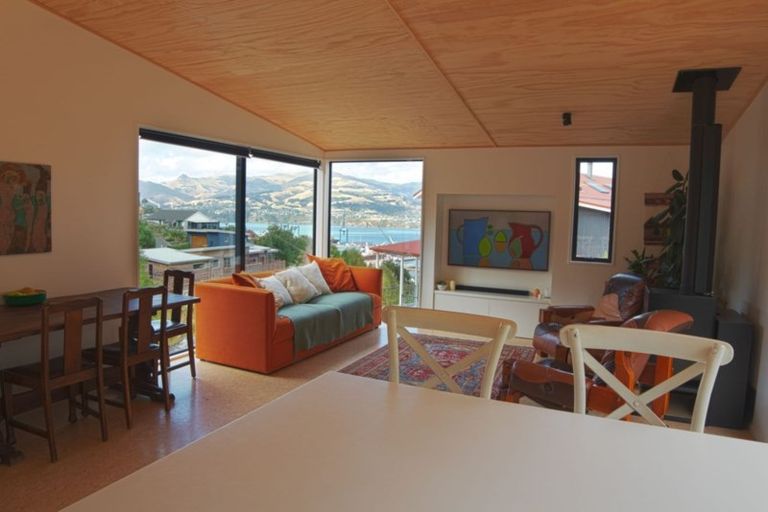 Photo of property in 17 Harkess Lane, Lyttelton, 8082