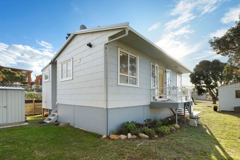 Photo of property in 4 Hillary Street, Waihi Beach, 3611