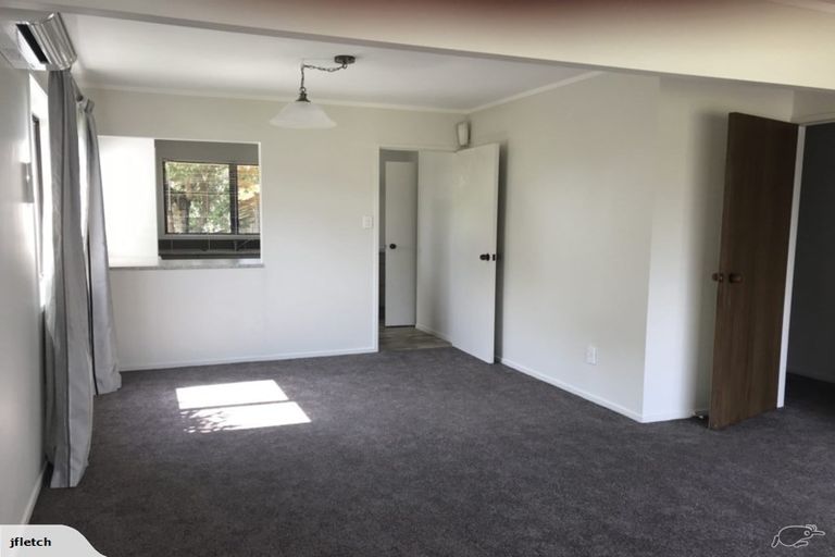 Photo of property in 2/27 Fortunes Road, Half Moon Bay, Auckland, 2012