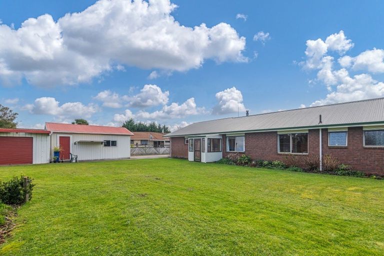 Photo of property in 10 Alfredton Road, Eketahuna, 4900