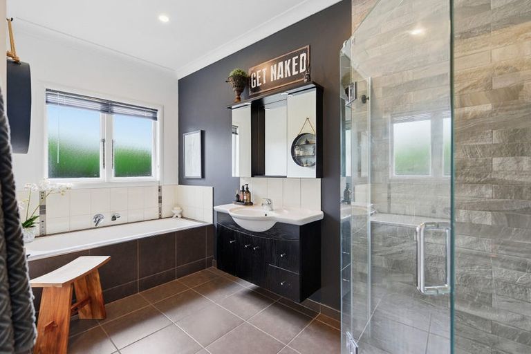 Photo of property in 27 Alfred Street, Fairfield, Hamilton, 3214