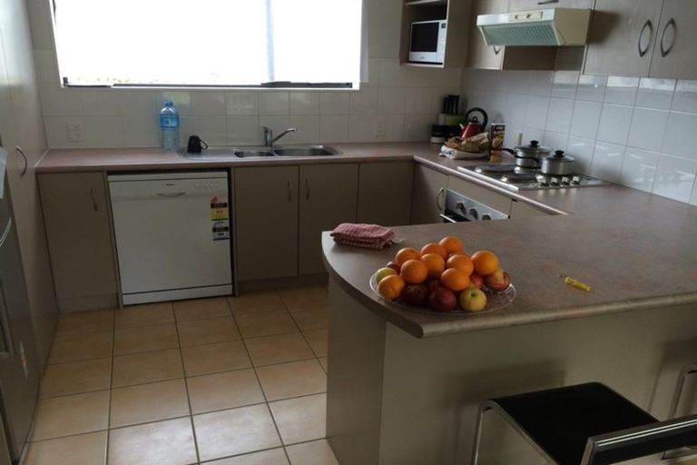 Photo of property in 178 Keri Vista Rise, Papakura, 2110