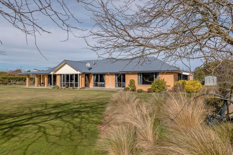 Photo of property in 10 Piako Drive, Darfield, 7571