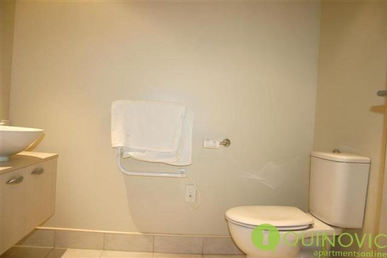 Photo of property in H47 Apartments, 1005/47 Hobson Street, Auckland Central, Auckland, 1010