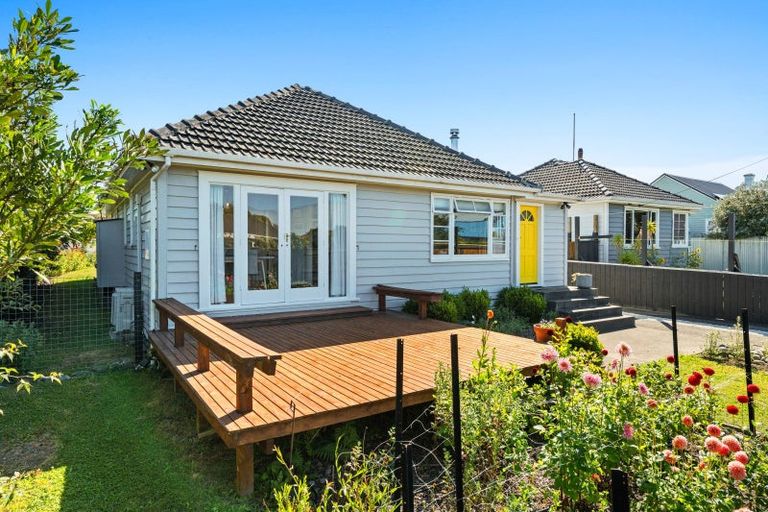 Photo of property in 12 Cubitt Street, Blenheim, 7201