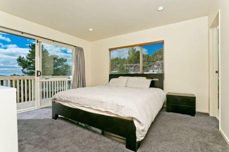 Photo of property in 21 Gretna Green, Browns Bay, Auckland, 0630