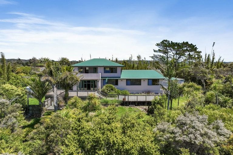 Photo of property in 1683 Tomarata Road, Mangawhai, Wellsford, 0975