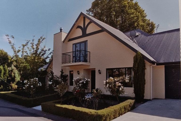 Photo of property in 146 North Parade, Richmond, Christchurch, 8013