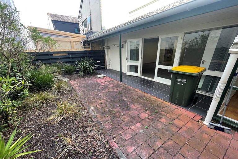 Photo of property in 12 Cammish Lane, Orewa, 0931