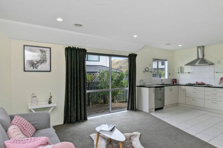 Photo of property in 11 Didsbury Grove, Churton Park, Wellington, 6037