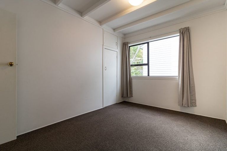 Photo of property in 1/78 Seaview Road, Castor Bay, Auckland, 0620
