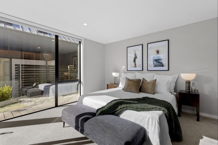 Photo of property in 27 Double Cone Road, Jacks Point, Queenstown, 9371