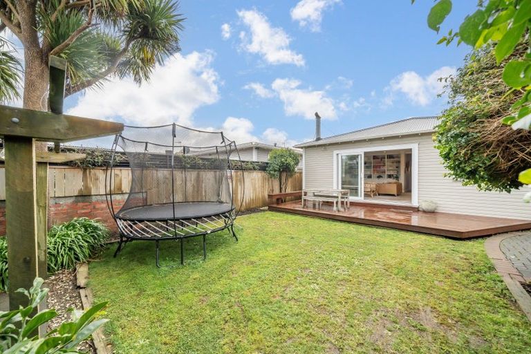 Photo of property in 12 Ava Street, Petone, Lower Hutt, 5012