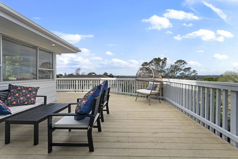 Photo of property in 5 Gallony Avenue, Massey, Auckland, 0614