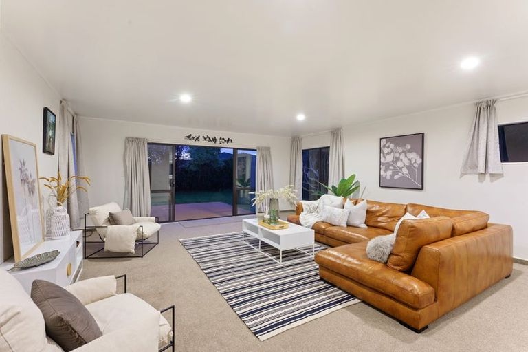 Photo of property in 11 College Drive, Paraparaumu, 5032