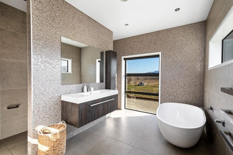 Photo of property in 309 Golden Road, Springvale, Alexandra, 9393