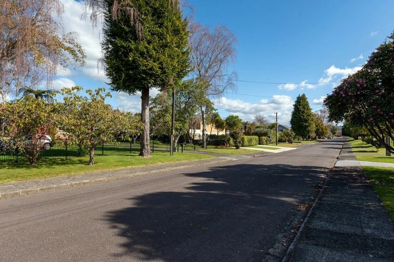 Photo of property in 9 Carlton Street, Glenholme, Rotorua, 3010