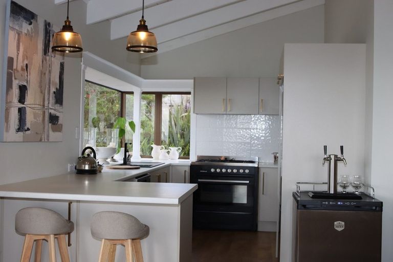 Photo of property in 26 Bay View Road, Cable Bay, 0420