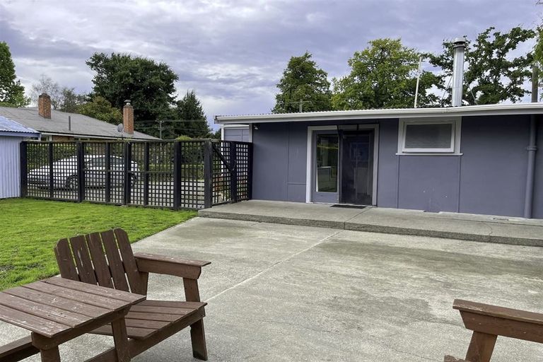 Photo of property in 53 Main North Road, Geraldine, 7930