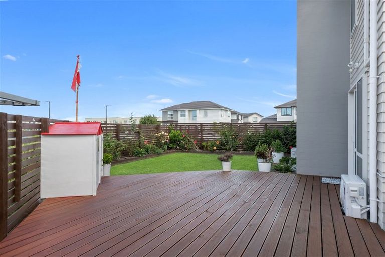 Photo of property in 50 Kauri Heart Avenue, Takanini, 2112